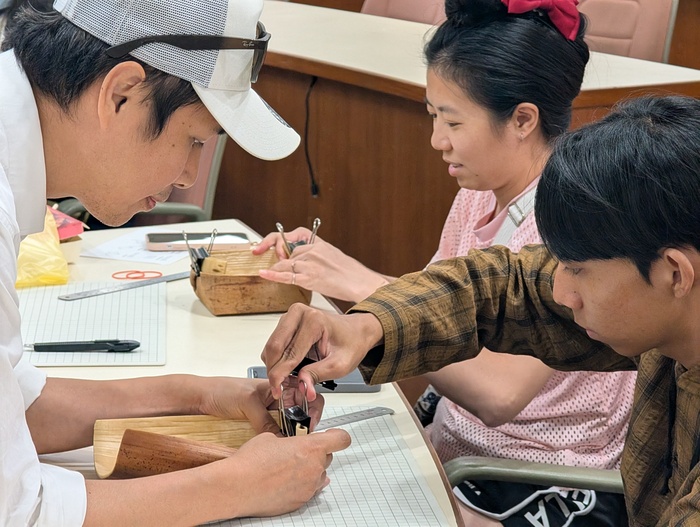 原住民族文化週-阿美族檳榔鞘製作-114年10月16日圖片